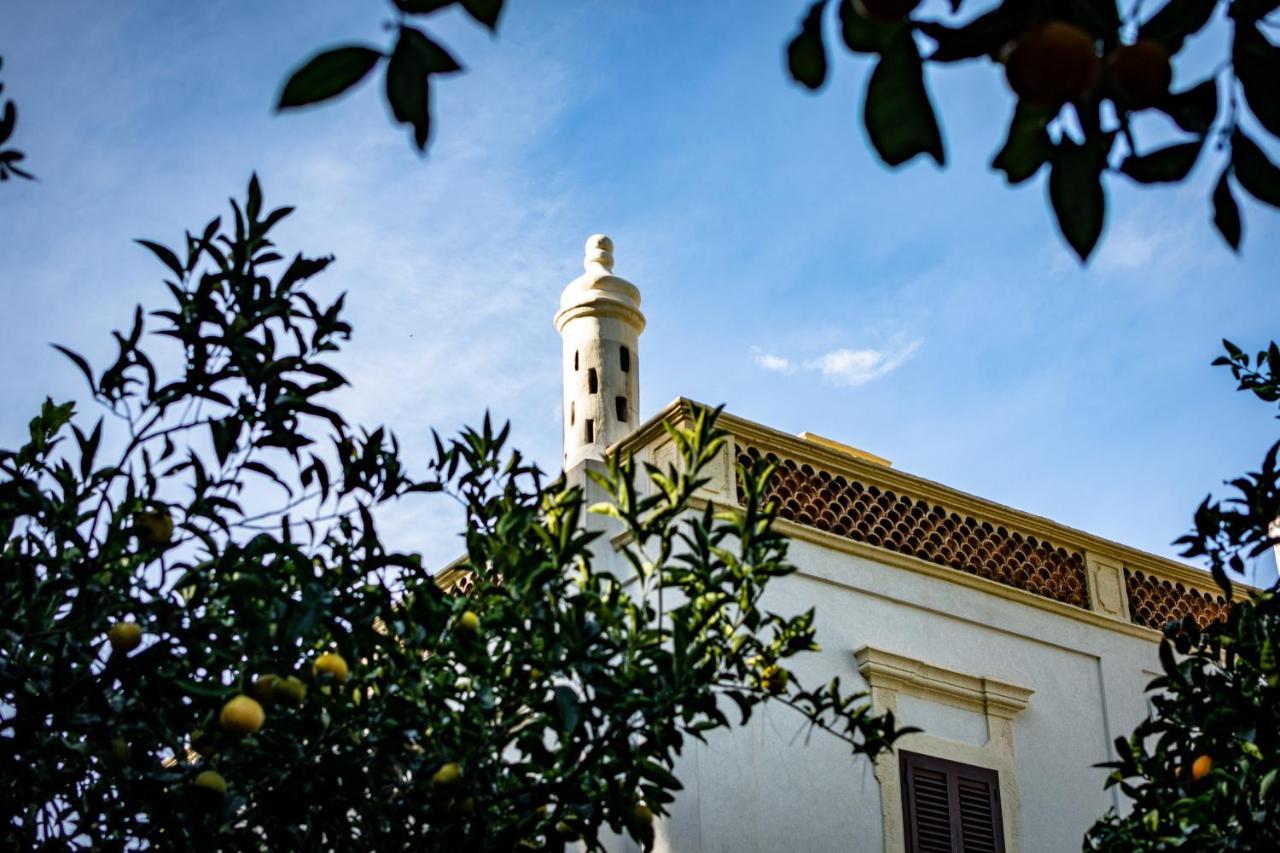 Antica Casina B&B Di Charme Pulsano Bagian luar foto